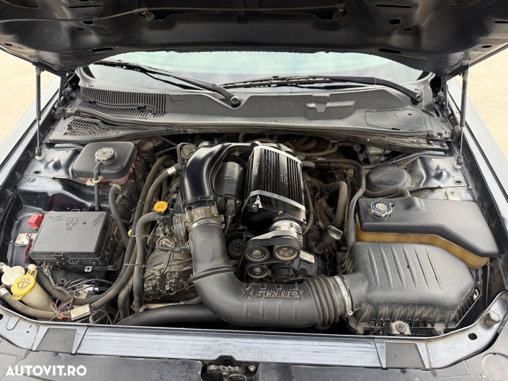 Dodge Challenger - 23