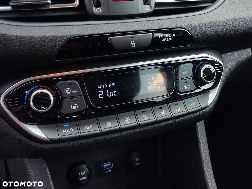 Hyundai i30 1.0 T-GDI Smart - 22