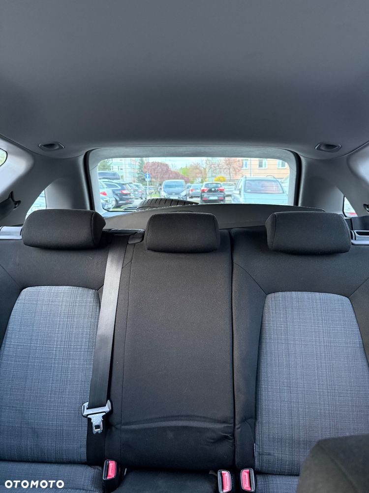 Kia Ceed 1.6 CVVT Dream-Team Edition - 36