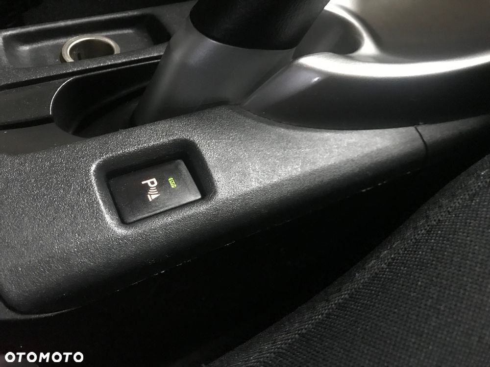 Toyota Auris 1.6 Premium MM - 22