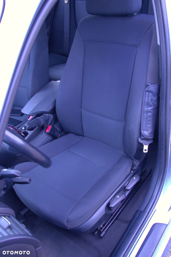 BMW Seria 1 116i - 10
