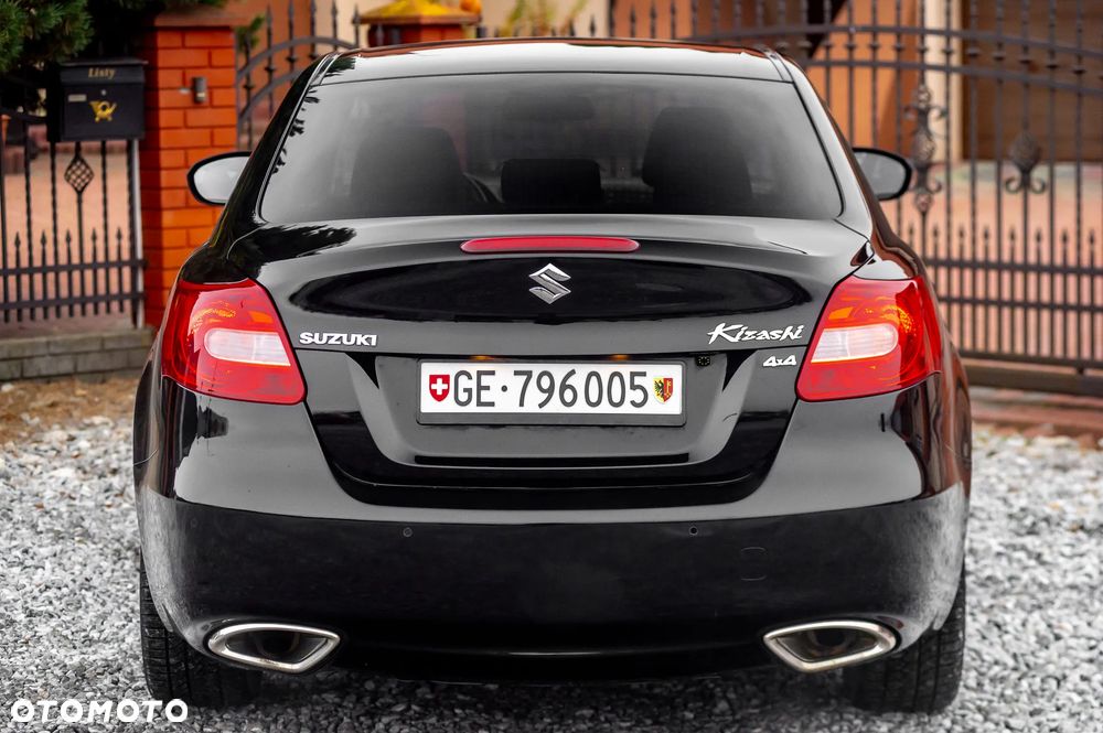 Suzuki Kizashi 2.4 Sport 4WD CVT - 11