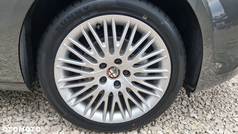 Alfa Romeo Giulietta 1.4 TB 16V Turismo - 9