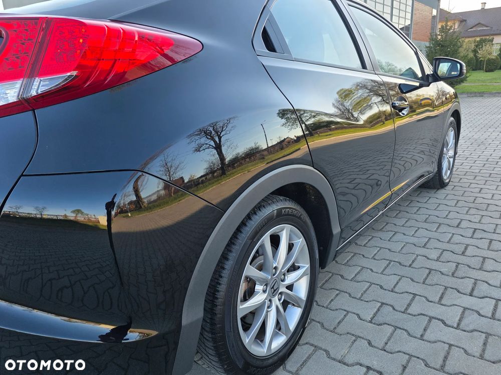 Honda Civic 1.8 i-VTEC Executive - 12