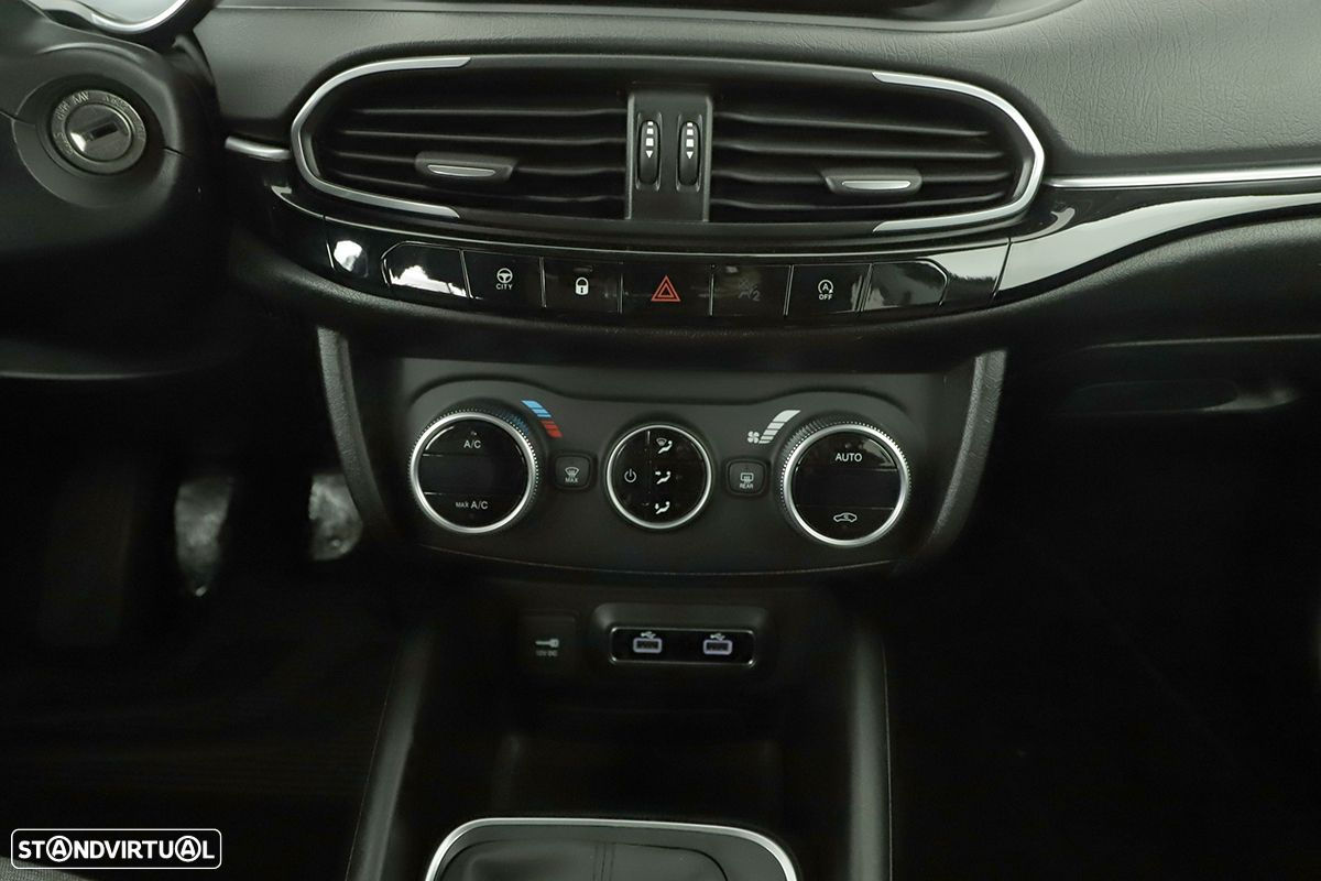 Fiat Tipo Cross 1.0 GSE T3 - 11