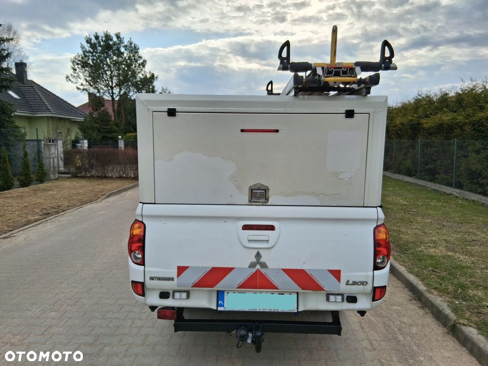 Mitsubishi L200 2.5 DID DC Intense - 13