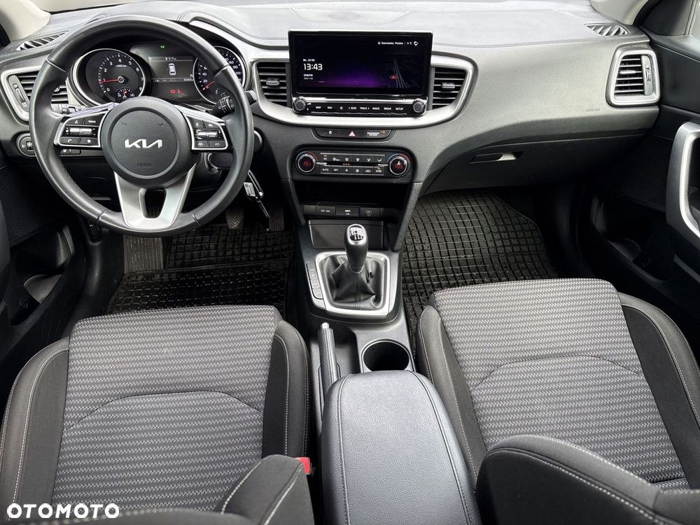 Kia Ceed - 19