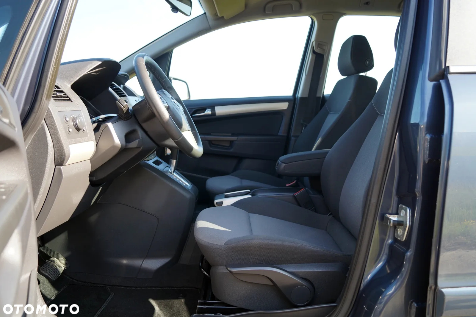 Opel Zafira 1.9 CDTI Automatik - 15