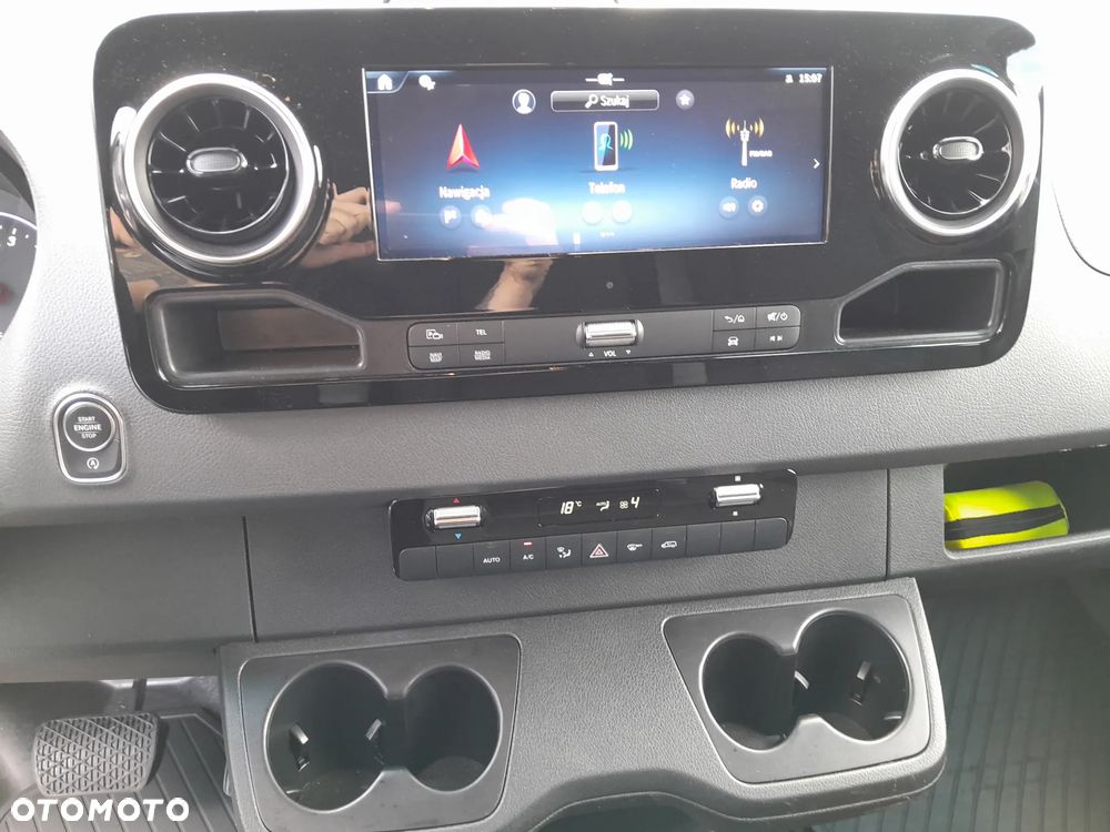 Mercedes-Benz Sprinter 317 - 11