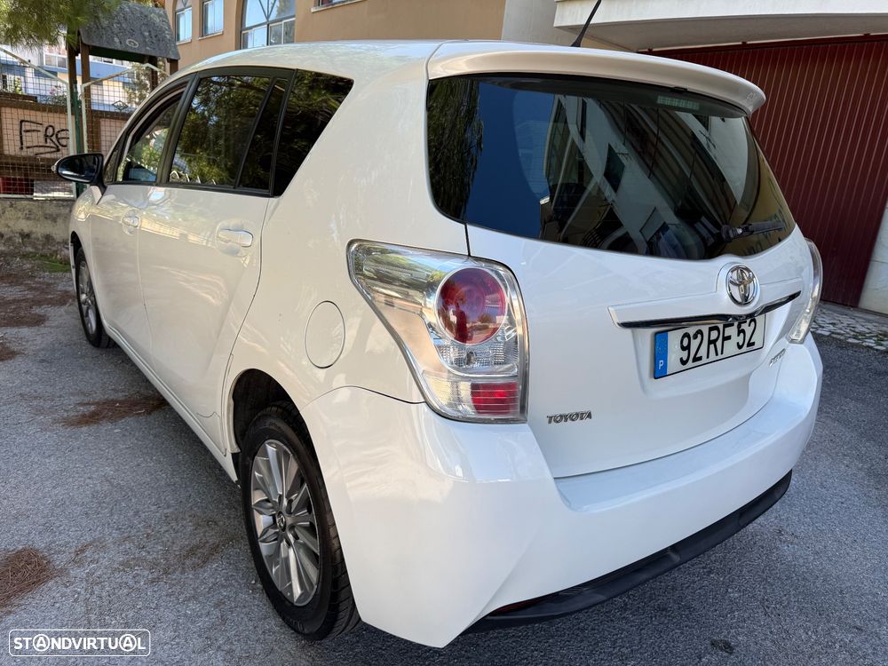 Toyota Verso 1.6 D-4D Exclusive+GPS — fotografia 3