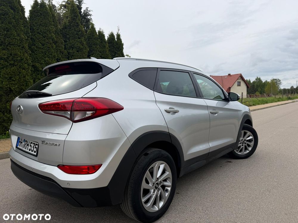 Hyundai Tucson 1.7 CRDI BlueDrive Comfort 2WD - 19