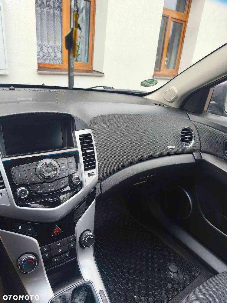 Chevrolet Cruze 2.0 D LT - 16