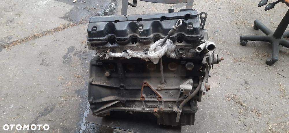 Silnik MERCEDES W123 W124 2000 CCM3 102963 102 963 - 2