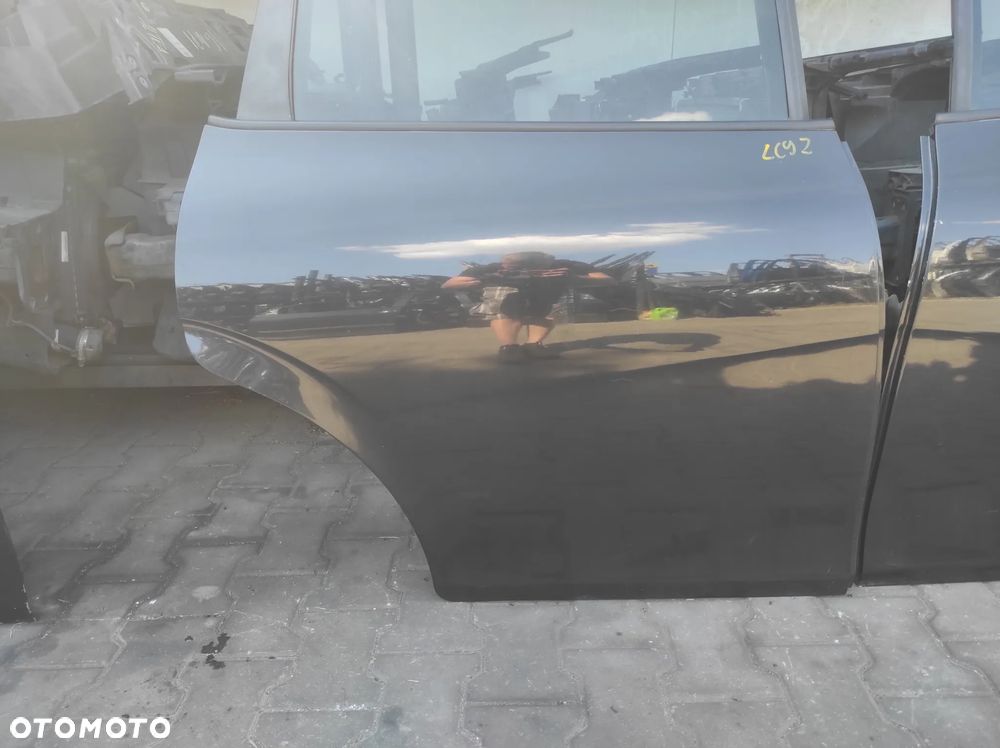 SEAT LEON 2 DRZWI PRAWE TYLNE PRAWY TYŁ LC9Z CZARNE WYSYŁKA !!! - 2