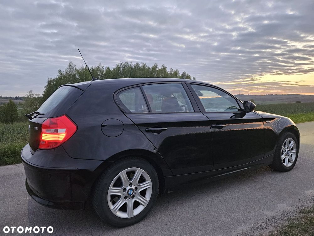 BMW Seria 1 118i - 6