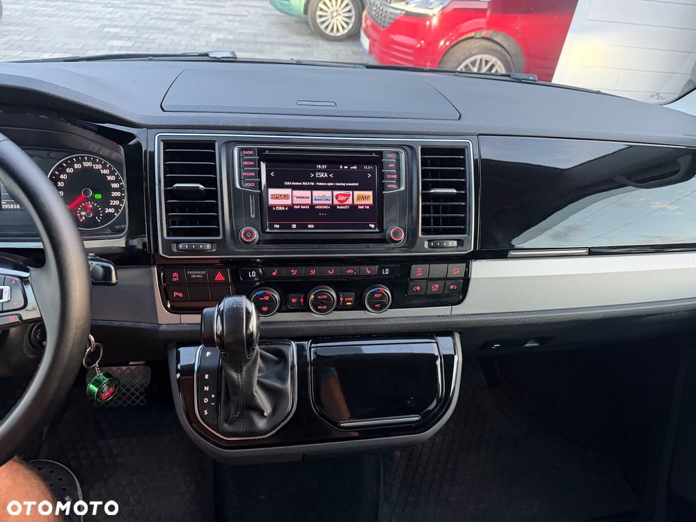 Volkswagen Caravelle 2.0 TDI L2 Highline 4Motion DSG - 6