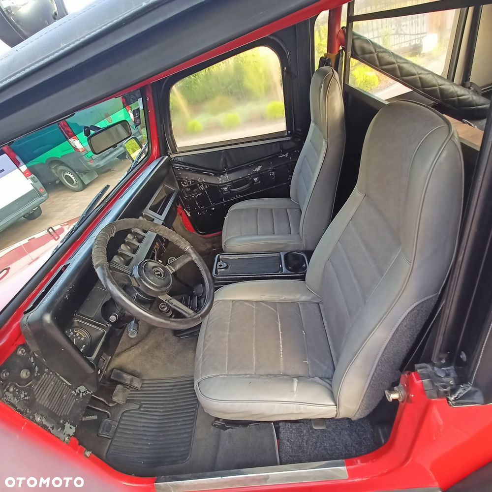 Jeep Wrangler 2.5L - 6