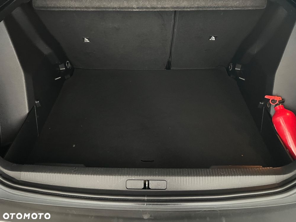 Peugeot 2008 - 32
