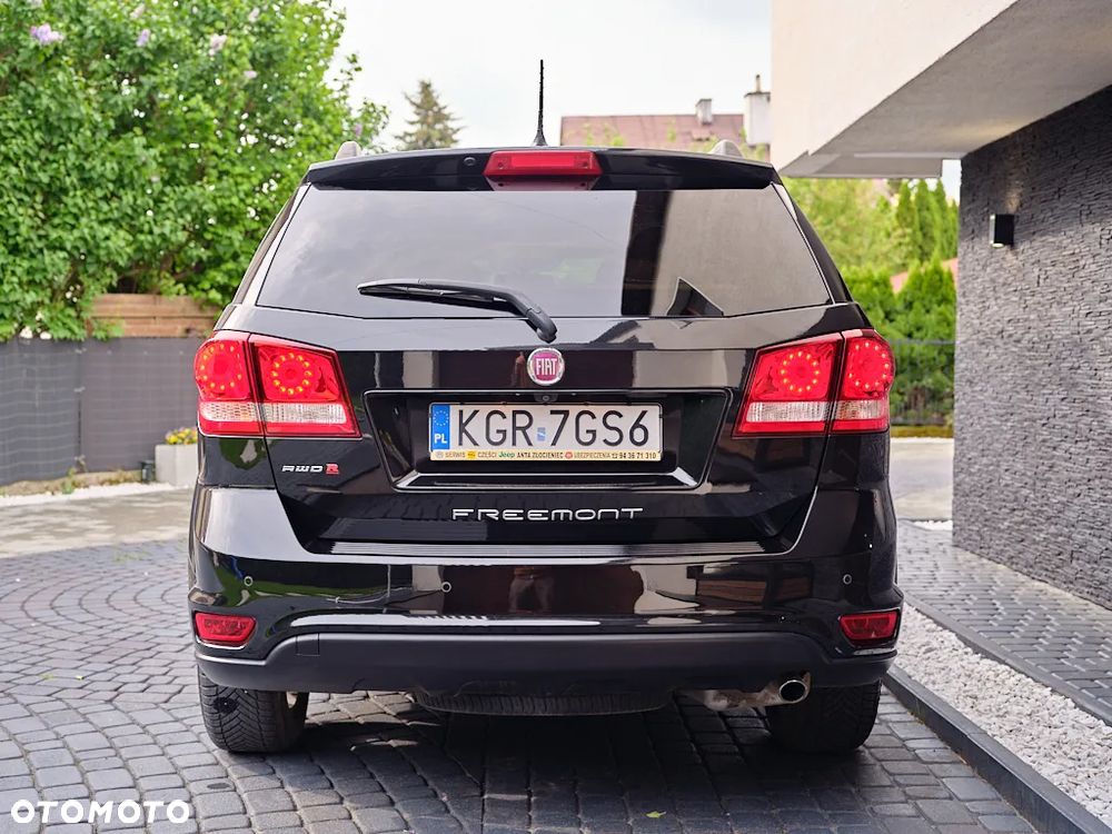 Fiat Freemont 2.0 Multijet Black Code AWD - 9