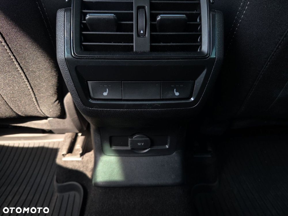 Skoda Karoq 1.5 TSI ACT Sportline DSG - 24
