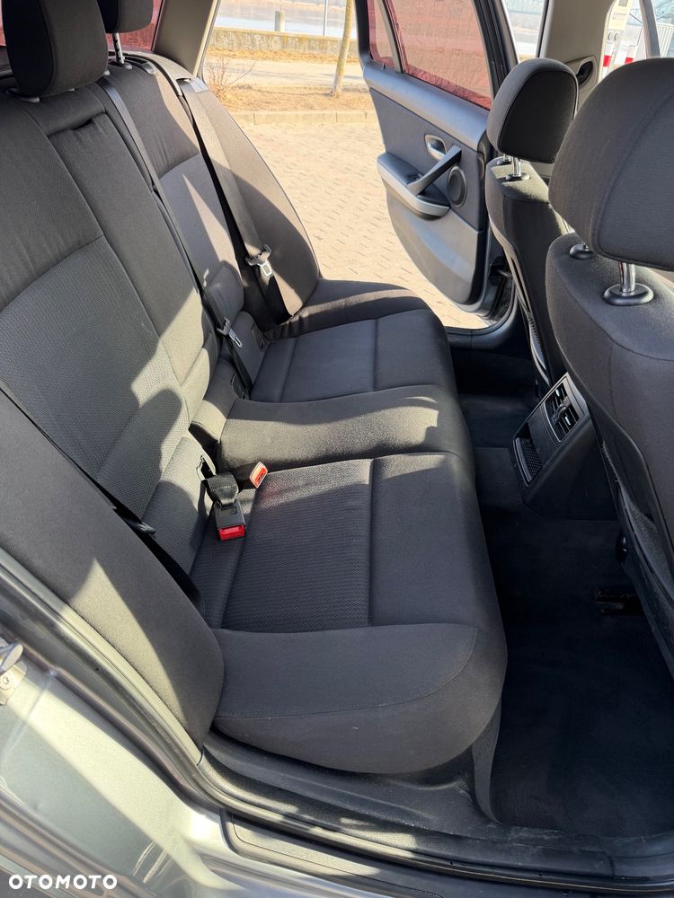 BMW Seria 3 320d - 8
