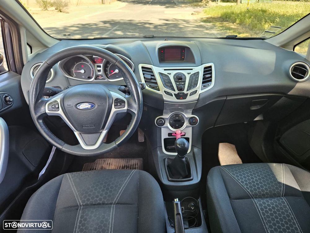 Ford Fiesta 1.6 TDCI ECOnetic - 12