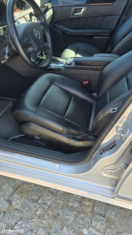 Mercedes-Benz Klasa E 220 CDI BlueEff Avantgarde - 14