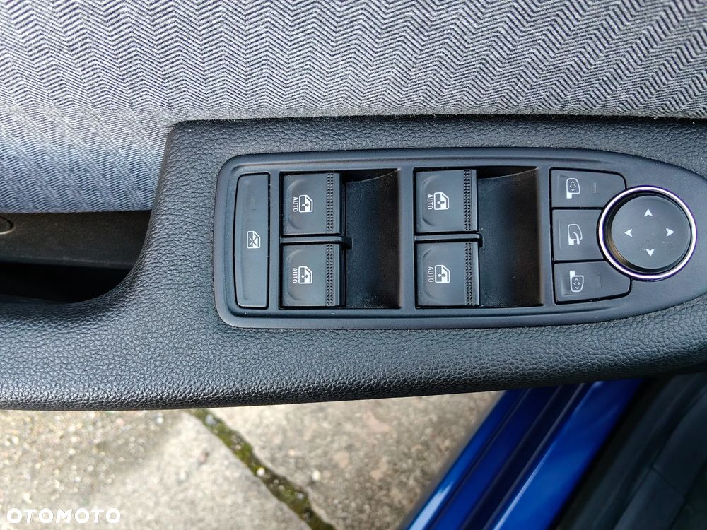 Renault Clio 1.0 TCe Techno X-Tronic - 22