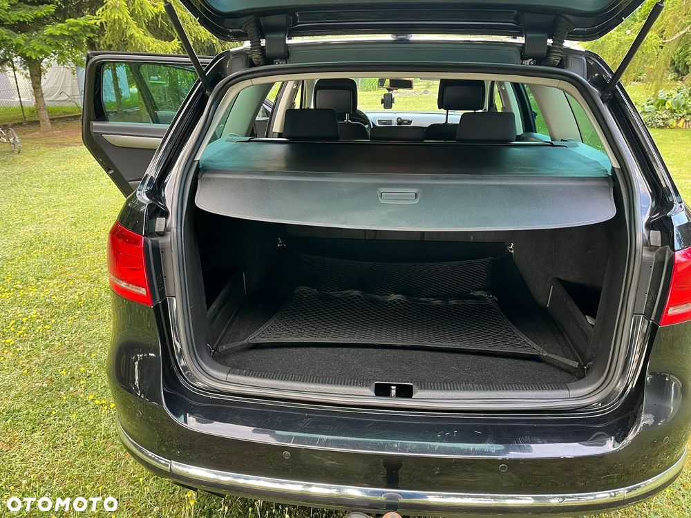 Volkswagen Passat 2.0 TDI DSG BlueMotion Technology Comfortline - 11