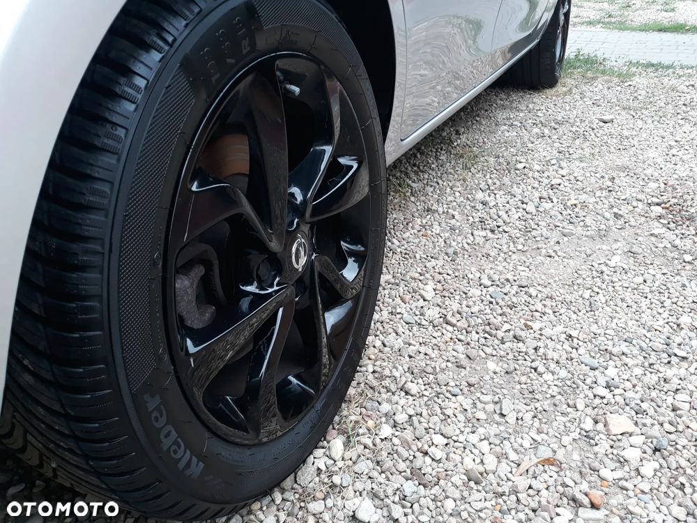 Opel Corsa 1.4 T Cosmo S&S - 12