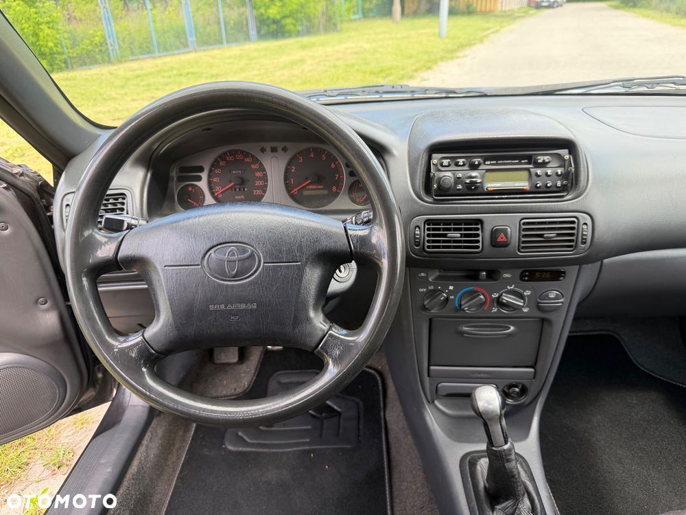 Toyota Corolla - 21
