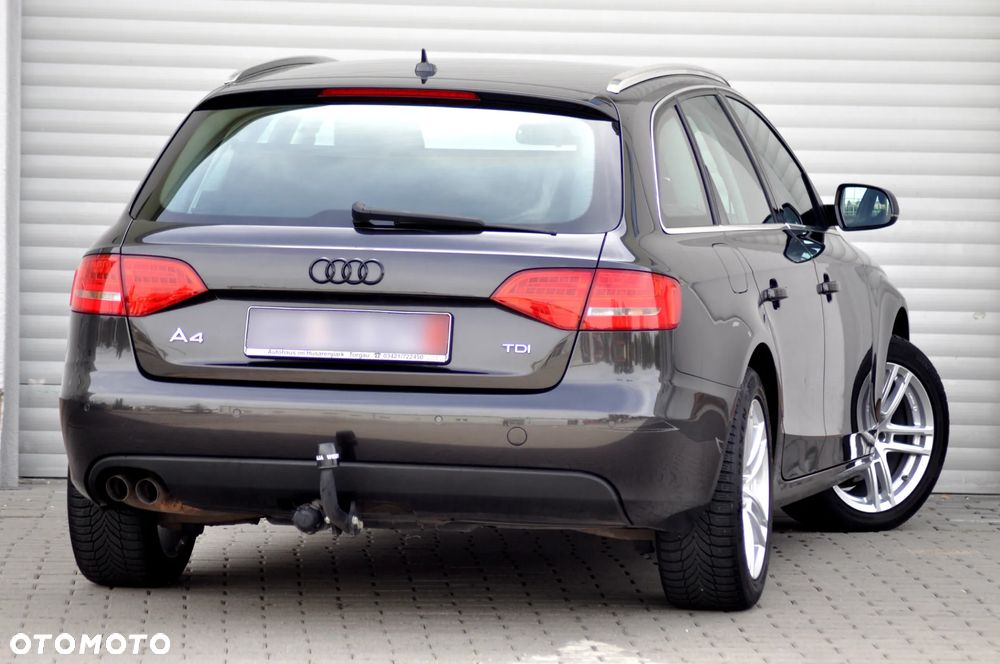 Audi A4 Avant 2.0 TDI DPF Ambiente - 7