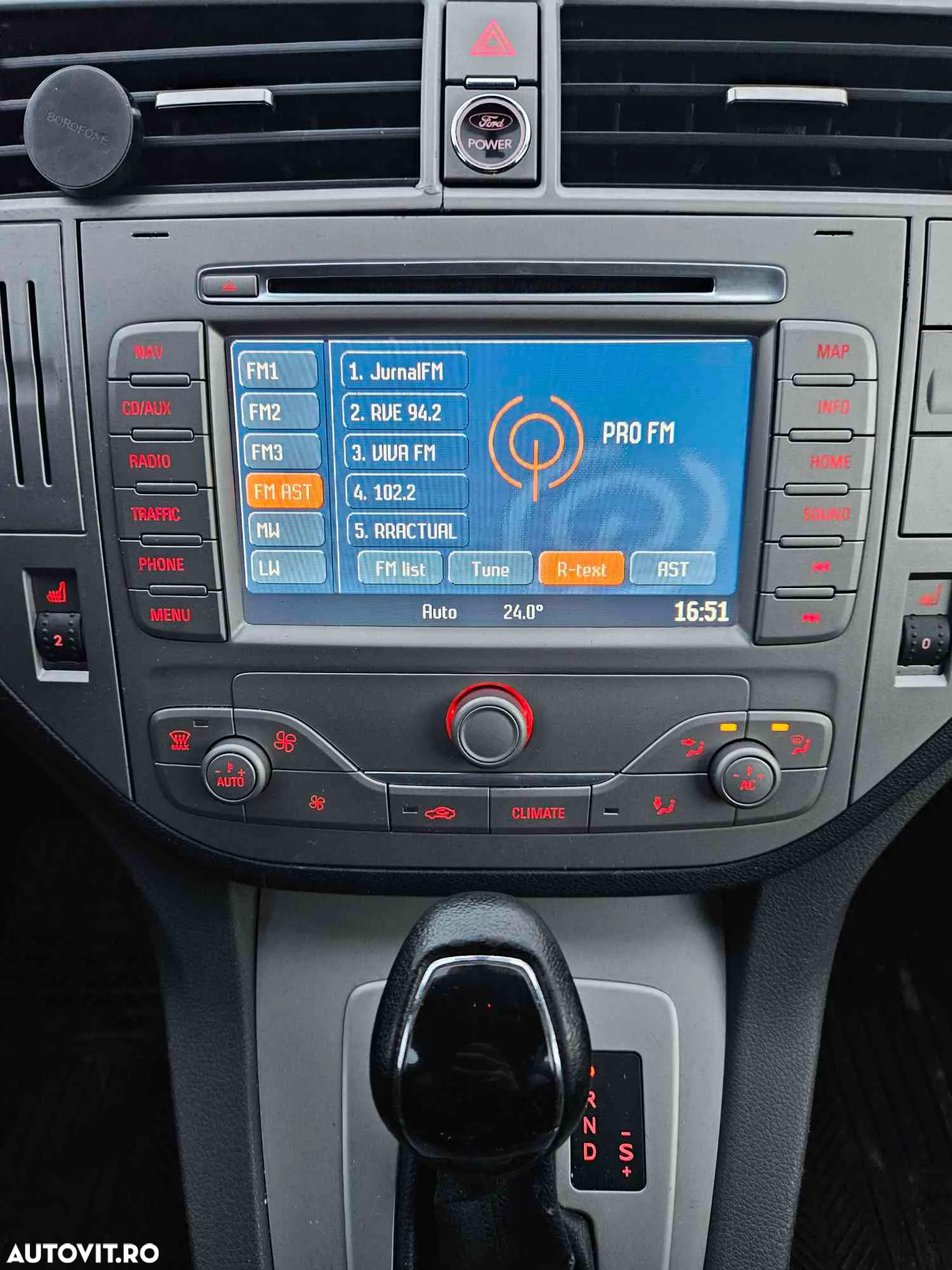 Ford Kuga - 9