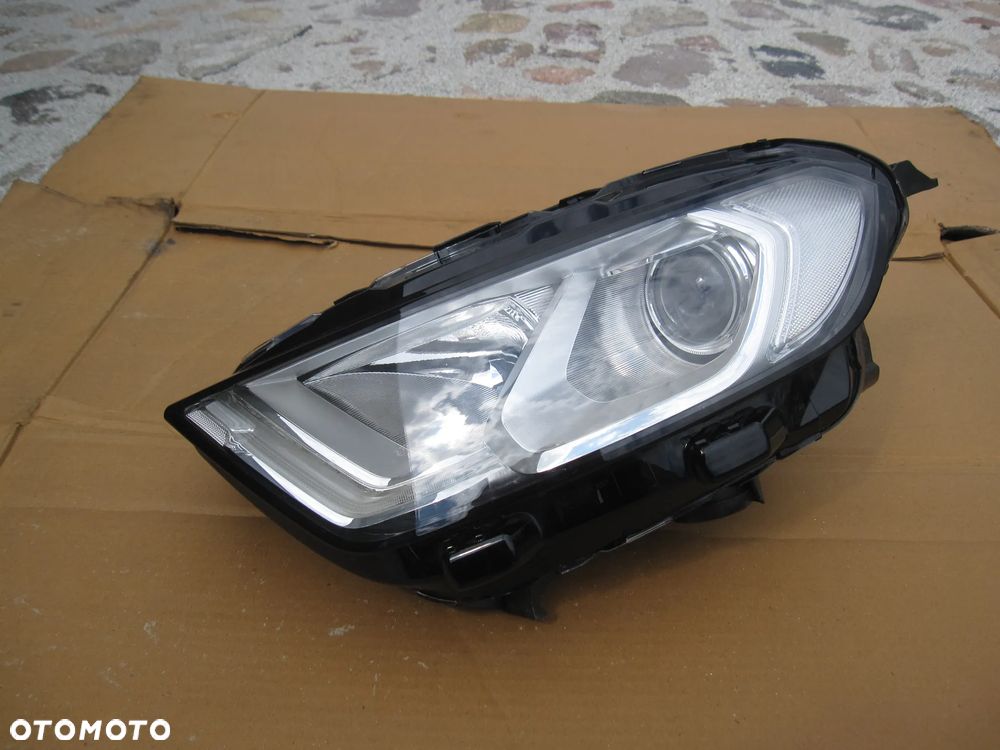 Ford ecosport II lift reflektor lampa lewa