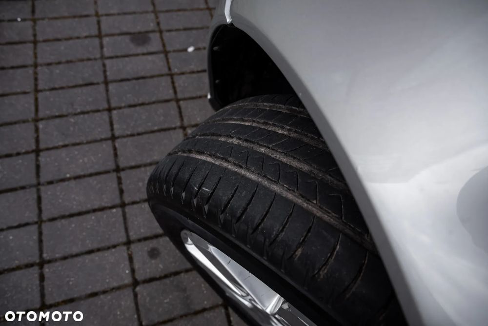Volvo S40 2.0D - 12