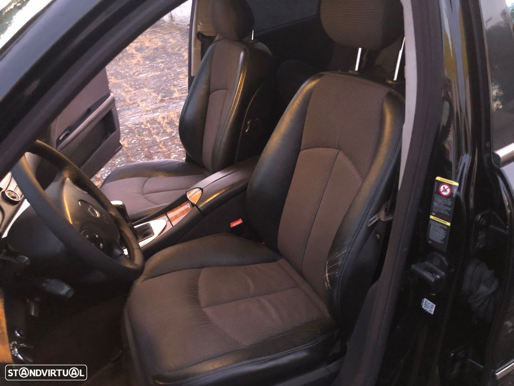 Mercedes-Benz E 220 CDi Avantgarde - 13