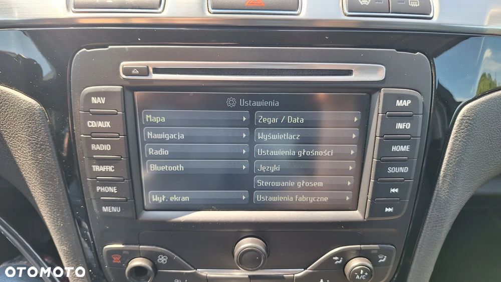 Ford S-Max 2.0 TDCi DPF Titanium - 21
