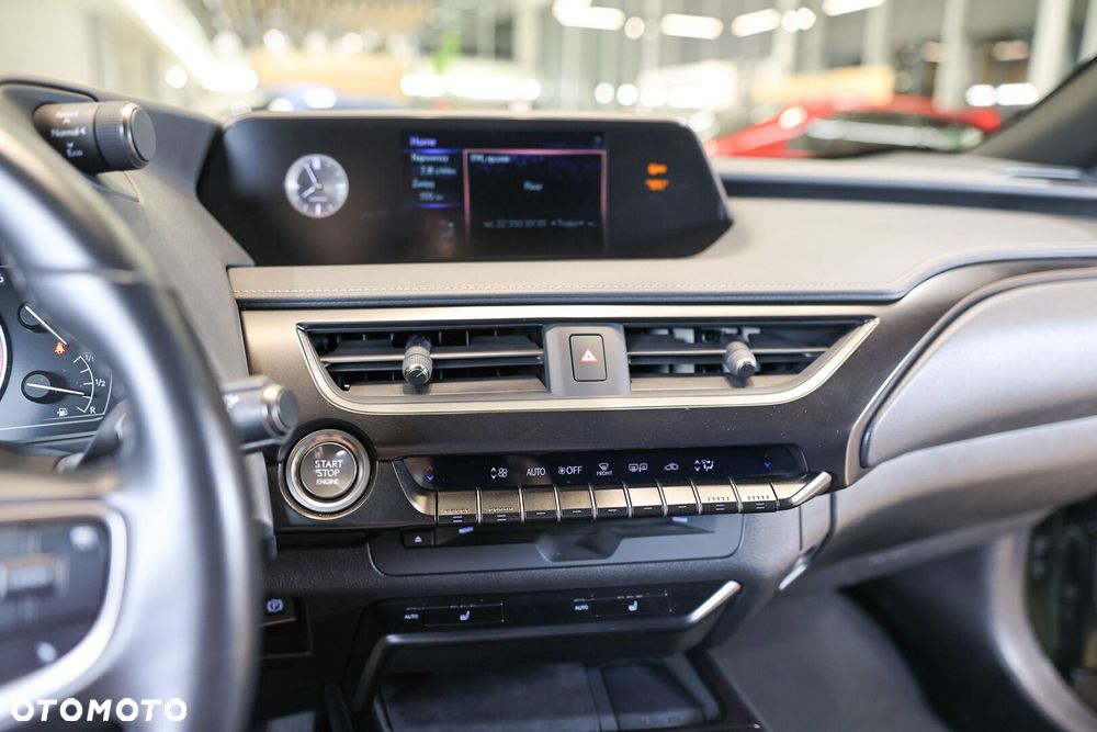 Lexus UX 200 GPF F Impression 2WD - 21