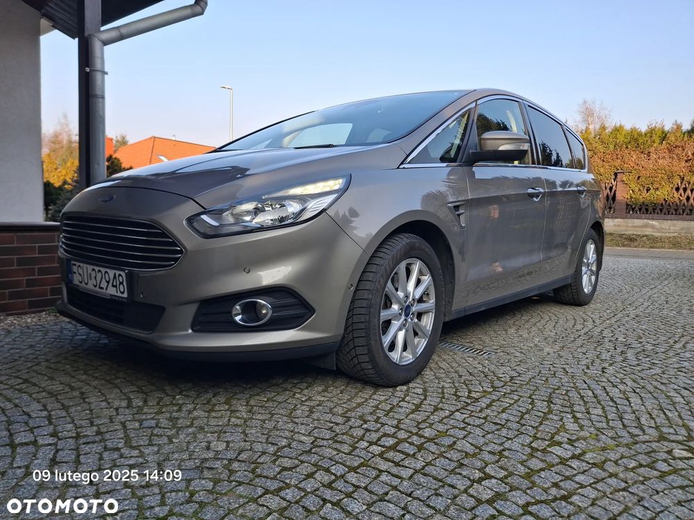 Ford S-Max - 21
