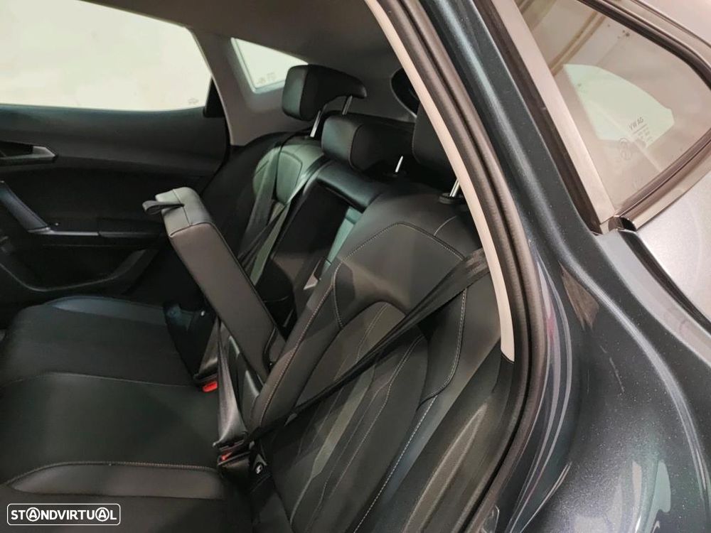 Cupra Formentor 1.4 e-Hybrid DSG - 8