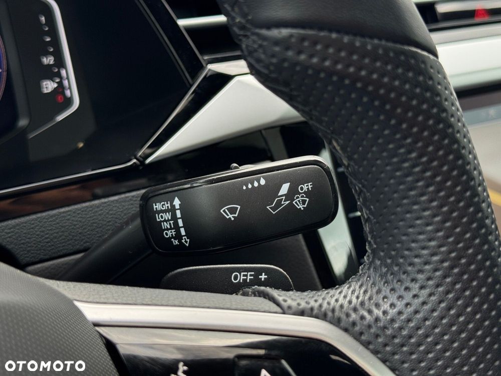 Volkswagen Arteon 2.0 TSI R-Line DSG - 30