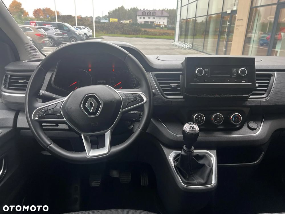 Renault Trafic - 13