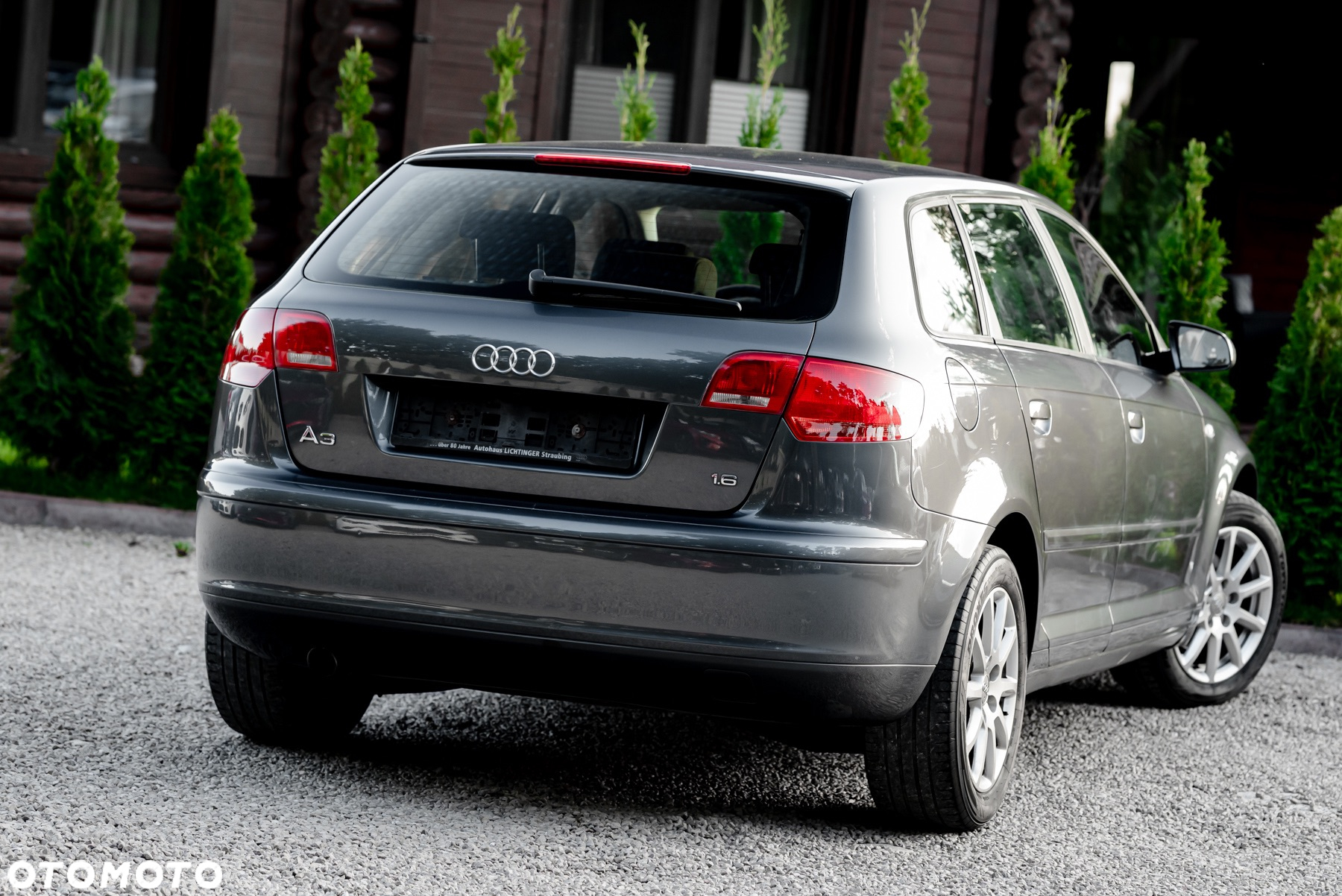 Audi A3 Sportback 1.6 Ambiente - 12