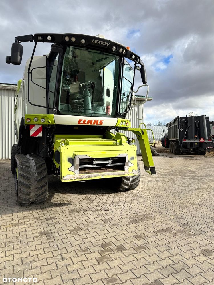 Claas Lexion 750TT z hederem - 7