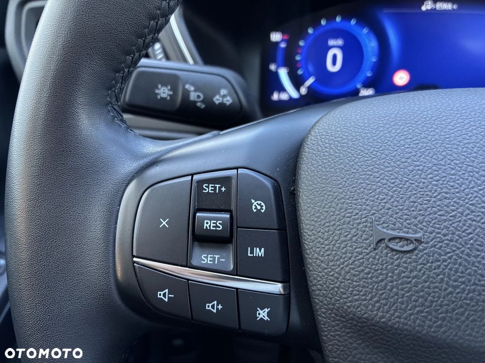 Ford Kuga 1.5 EcoBoost FWD Titanium - 23