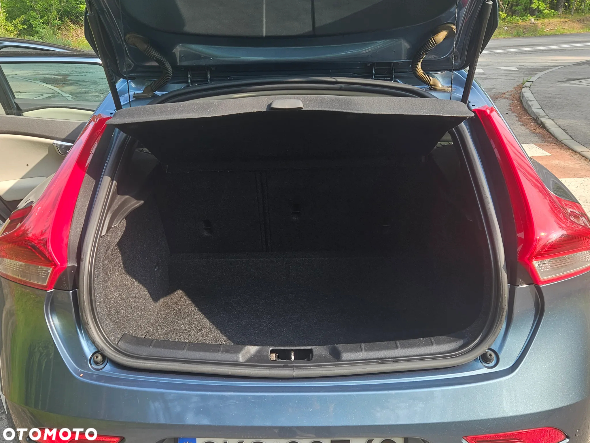 Volvo V40 D3 Momentum - 23