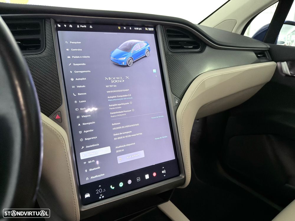 Tesla Model X 100D - 16