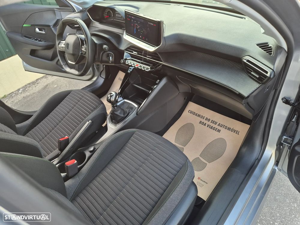 Peugeot 208 1.2 PureTech Active Pack - 32