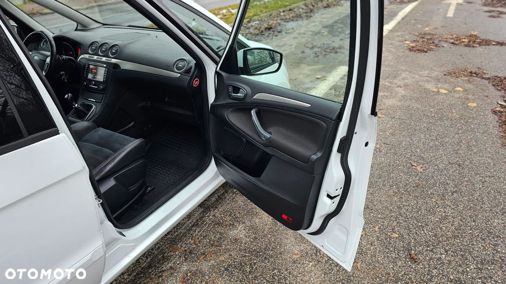 Ford Galaxy 1.6 T Platinium X (Ghia) - 22