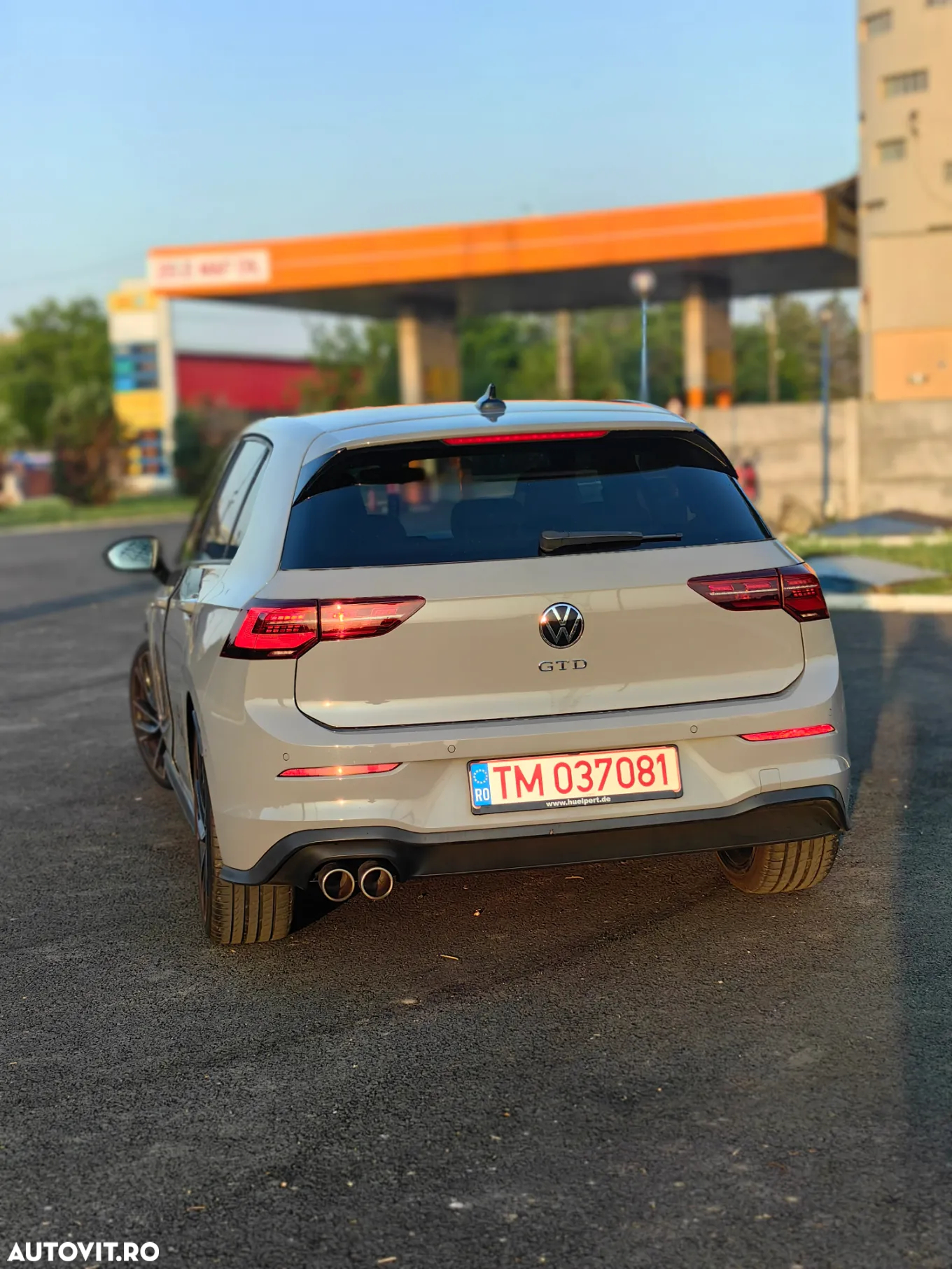 Volkswagen Golf 2.0 TDI DSG GTD - 5